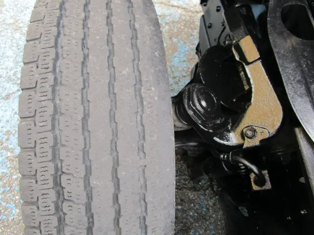 いすゞ エルフ TKG-NKR85AR(2WD)の写真24