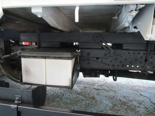 いすゞ エルフ TKG-NKR85AR(2WD)の写真28