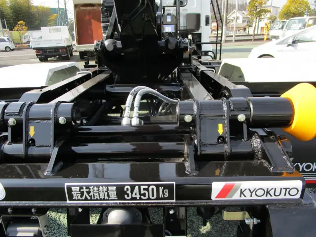 三菱 ファイター 2KG-FK72Fの写真7