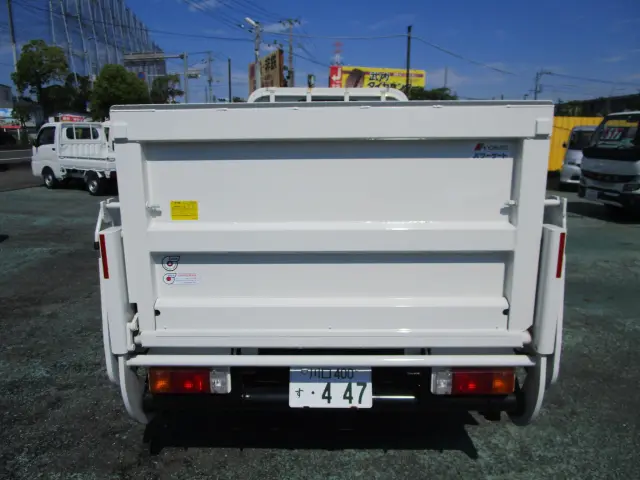 日野 デュトロ TKG-XZU605Mの写真5