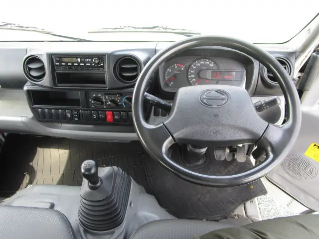 日野 デュトロ TKG-XZU620Tの写真17