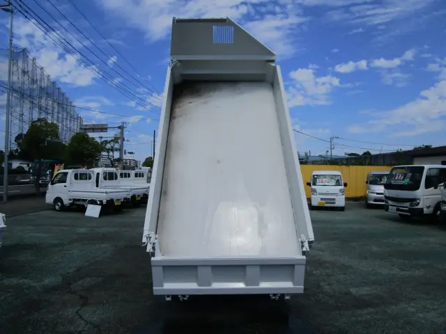 いすゞ エルフ TPG-NKR85ANの写真7