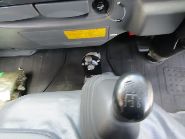 いすゞ エルフ TPG-NKR85ANの写真15