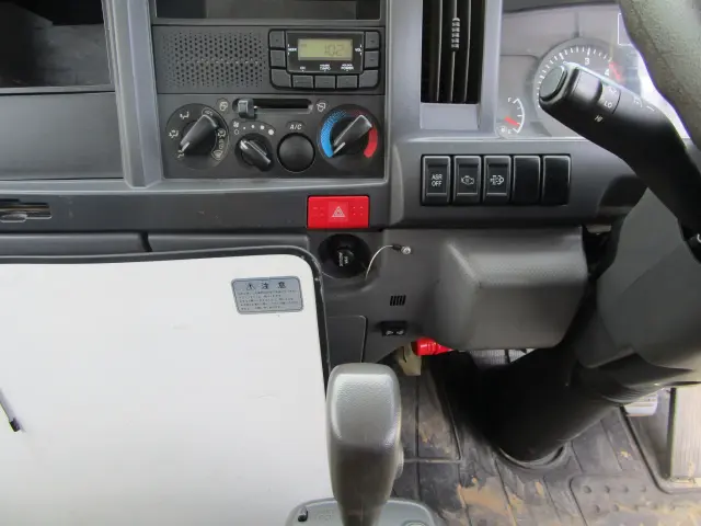 いすゞ エルフ TPG-NKR85ANの写真17