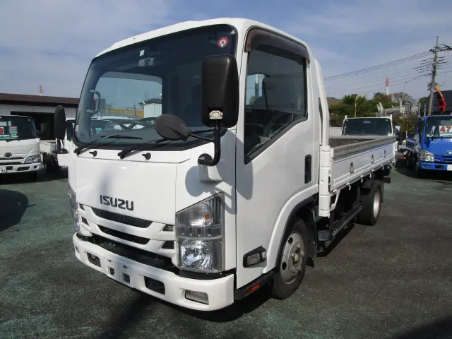 いすゞ エルフ TRG-NMR85Rの写真1