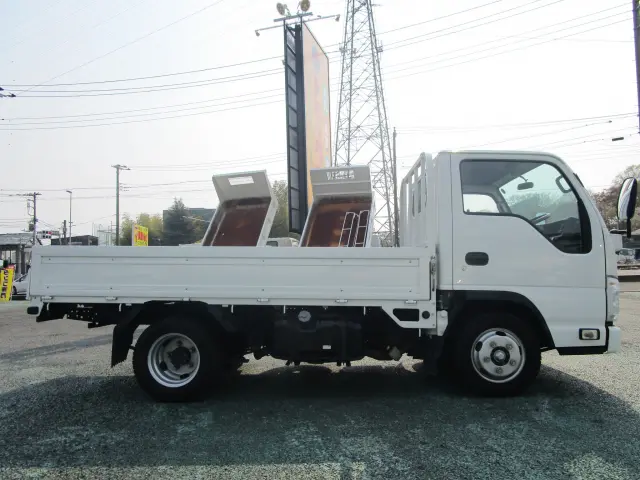 いすゞ エルフ TPG-NJR85Aの写真5