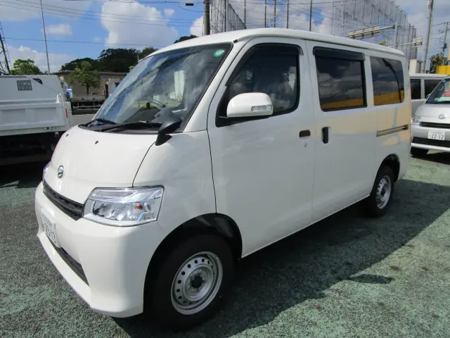 ダイハツ その他(ダイハツ) 5BF-S403Vの写真1