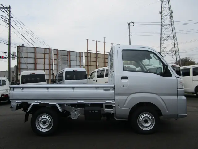 ダイハツ ハイゼットトラック 3BD-S500Pの写真5