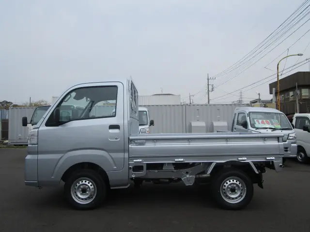 ダイハツ ハイゼットトラック 3BD-S500Pの写真4