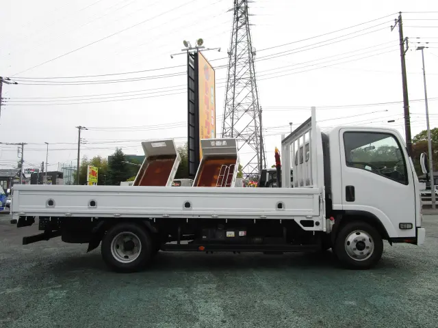 いすゞ エルフ TPG-NPR85ARの写真5