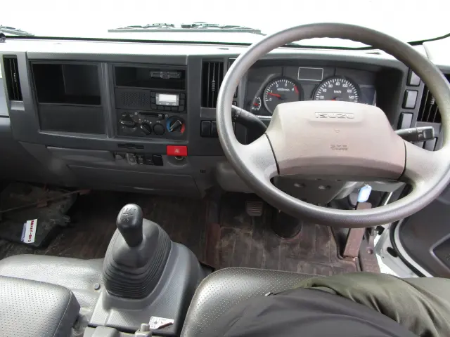 いすゞ エルフ TPG-NPR85ARの写真12