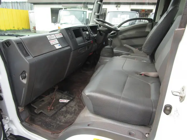 いすゞ エルフ TPG-NPR85ARの写真14