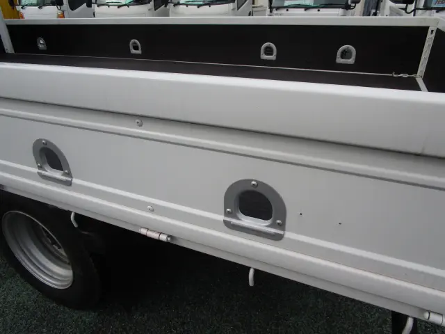 いすゞ エルフ TPG-NPR85ARの写真15