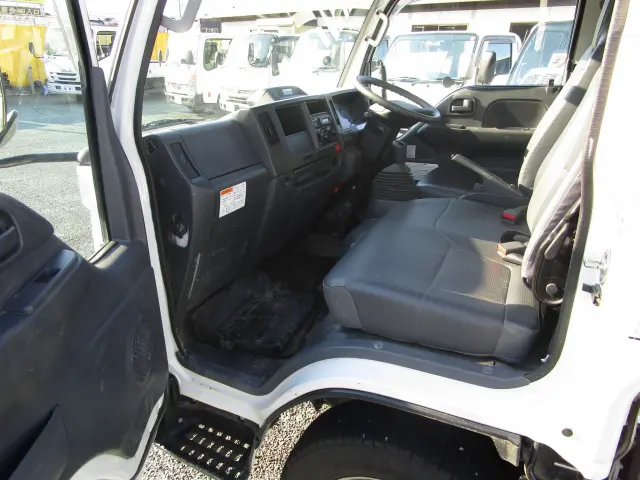 いすゞ エルフ 2RG-NJR88ADの写真18