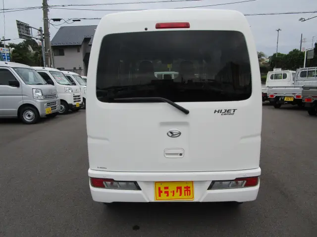 ダイハツ ハイゼットバン 3BD-S331V(4WD)の写真7