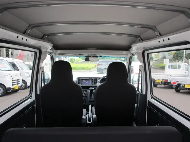 ダイハツ ハイゼットバン 3BD-S331V(4WD)の写真16
