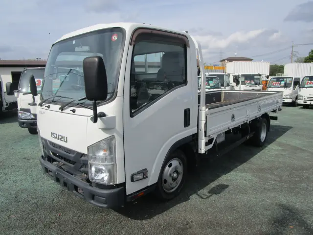 いすゞ エルフ TPG-NLR85ARの写真1