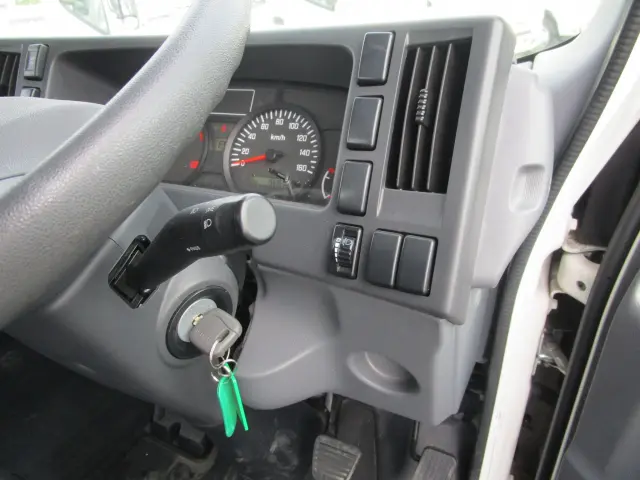 いすゞ エルフ TPG-NLR85ARの写真15