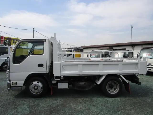 いすゞ エルフ TPG-NKR85ADの写真4