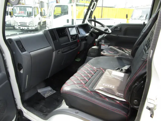 いすゞ エルフ TPG-NKR85ADの写真22