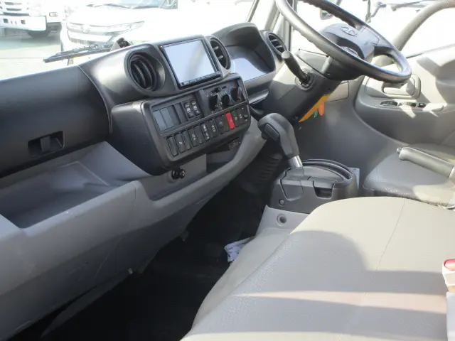 日野 デュトロ 2RG-XZU605Mの写真17