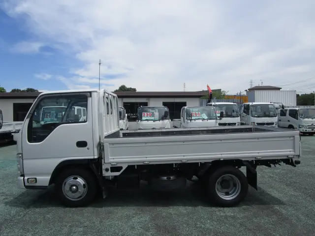 いすゞ エルフ TRG-NJR85Aの写真4