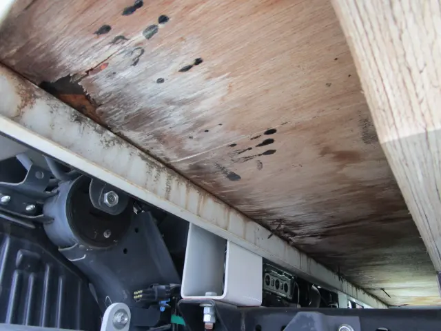 いすゞ エルフ TRG-NJR85Aの写真14