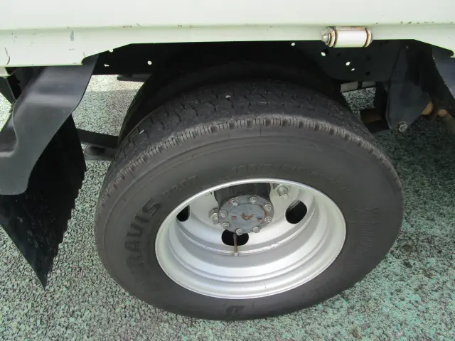 いすゞ エルフ TRG-NJR85Aの写真23