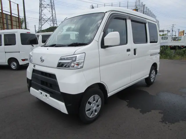 ダイハツ ハイゼットバン 3BD-S321Vの写真1