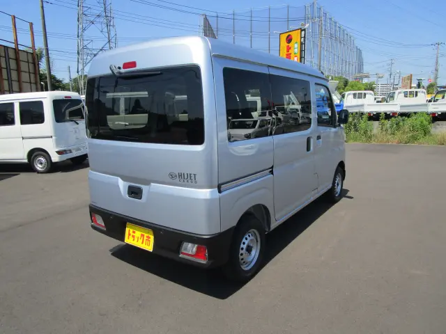 ダイハツ ハイゼットバン 3BD-S700Vの写真8