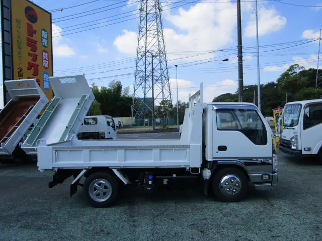 いすゞ エルフ 2RG-NKR88ADの写真5