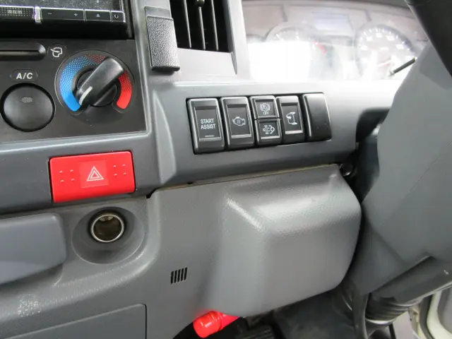 いすゞ エルフ 2RG-NKR88ADの写真20