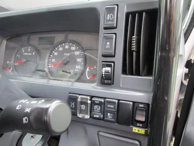 いすゞ エルフ 2RG-NKR88ADの写真21