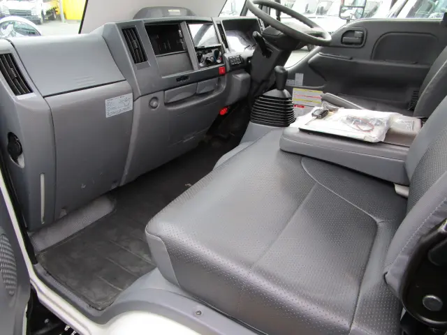 いすゞ エルフ 2RG-NKR88ADの写真22