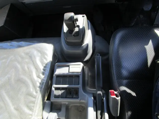 いすゞ フォワード の写真18