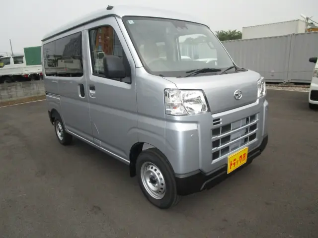 ダイハツ ハイゼットバン 3BD-S700Vの写真3