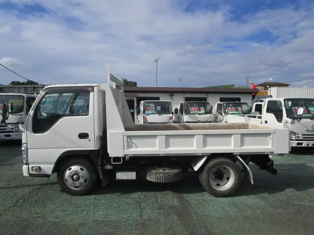 いすゞ エルフ 2RG-NKR88ADの写真4