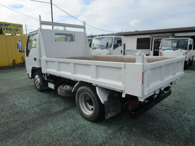 いすゞ エルフ 2RG-NKR88ADの写真6