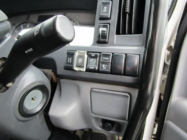 いすゞ エルフ 2RG-NKR88ADの写真20