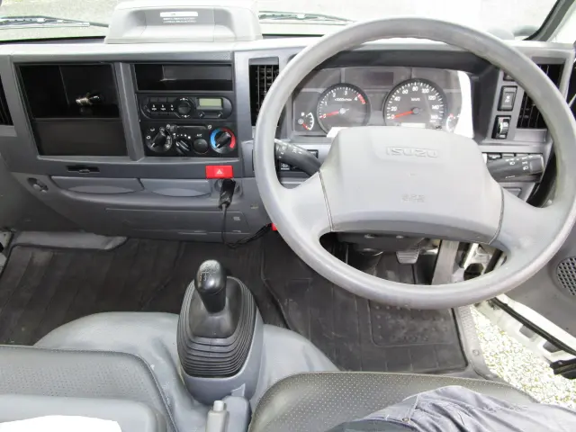 いすゞ エルフ 2RG-NKR88ADの写真18