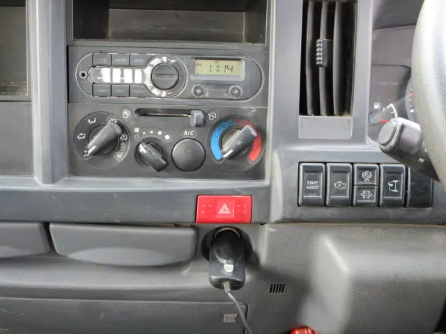 いすゞ エルフ 2RG-NKR88ADの写真20