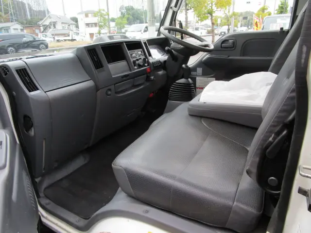 いすゞ エルフ 2RG-NKR88ADの写真22