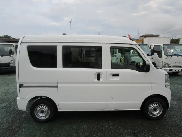 スズキ エブリイ 5BD-DA17Vの写真5