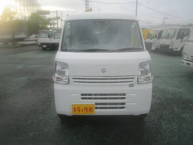 スズキ エブリイ 5BD-DA17Vの写真2