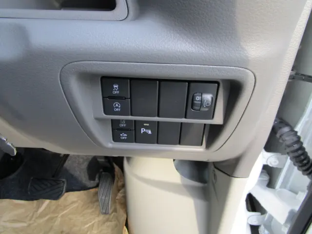 スズキ エブリイ 5BD-DA17Vの写真14