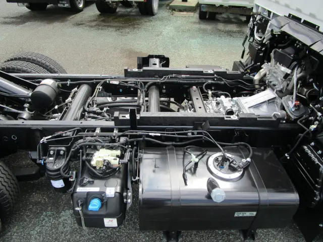 三菱 キャンター 2RG-FBA60の写真11