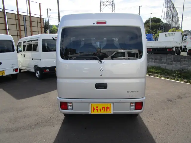 スズキ エブリイ 5BD-DA17Vの写真7
