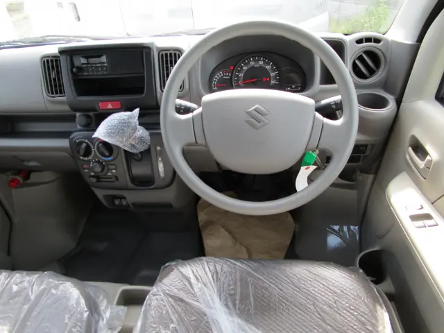 スズキ エブリイ 5BD-DA17Vの写真9