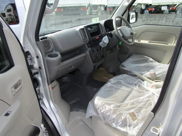 スズキ エブリイ 5BD-DA17Vの写真15