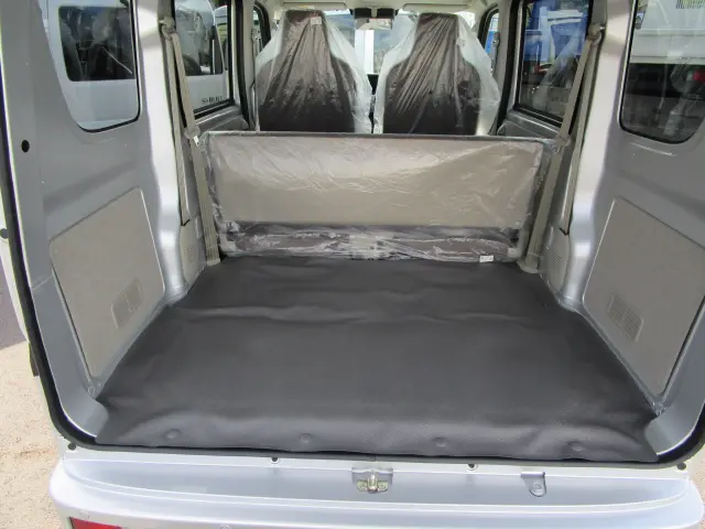 スズキ エブリイ 5BD-DA17Vの写真18